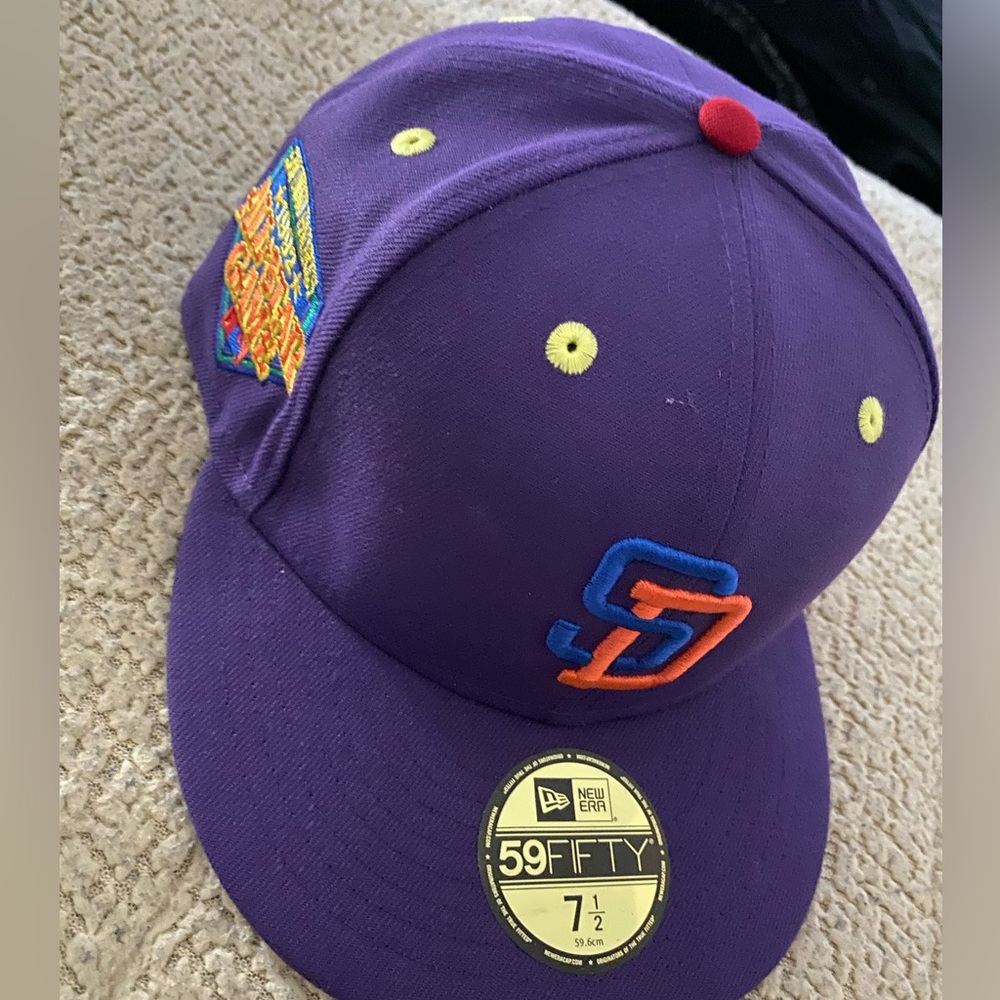 Padres fitted